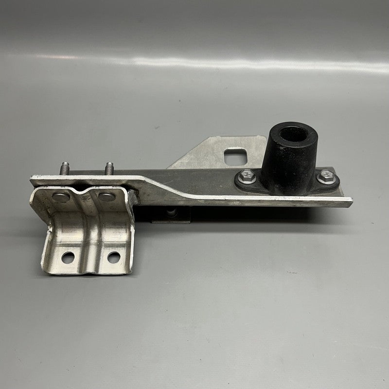 1061425-00-C TESLA MODEL X ANKLE CATCHER RIGHT 2016 2017 2018 2019 2020 2021 OEM 1061425-00-C