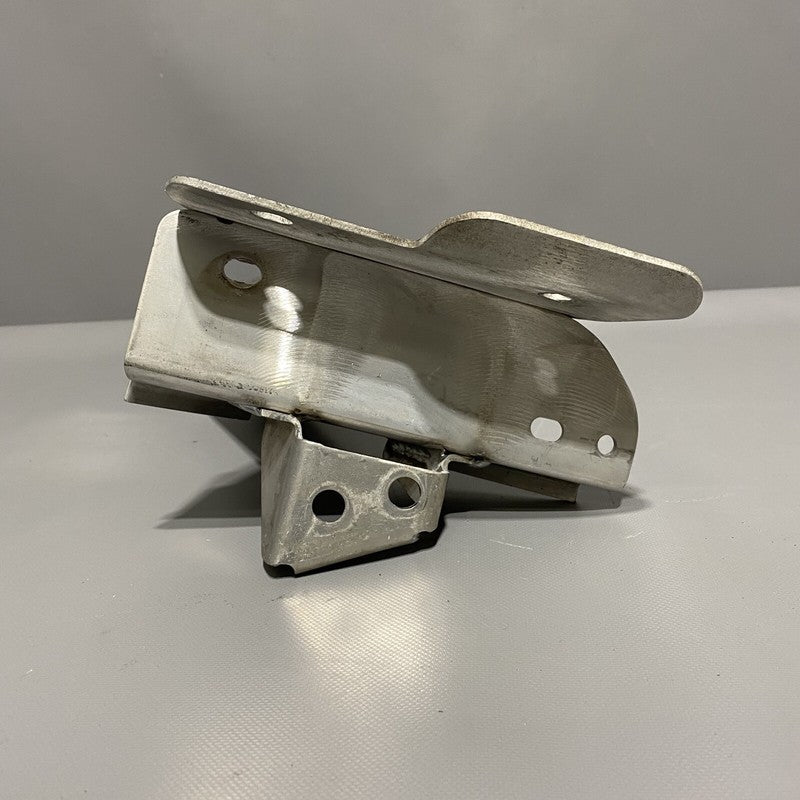 420807554B AUDI R8 REINFORCEMENT BRACKET RIGHT REAR 2008 2009 2010 2011 2012 OEM 420807554B