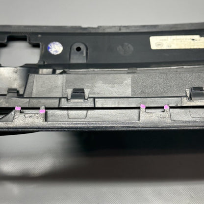 561853653A VOLKSWAGEN PASSAT GRILLE 2016 2017 2018 OEM 561853653A