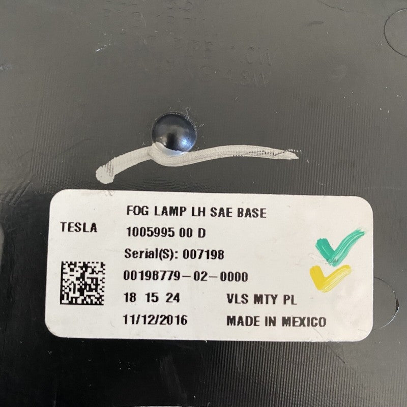 TESLA MODEL S FOG LIGHT LEFT DRIVER SIDE 1005995-00-D 2015 2016 2017 O