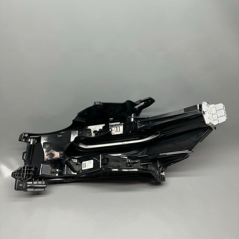 CHEVY TRAVERSE HEADLIGHT RIGHT PASSENGER 2022 2023 2024 OEM 85584766
