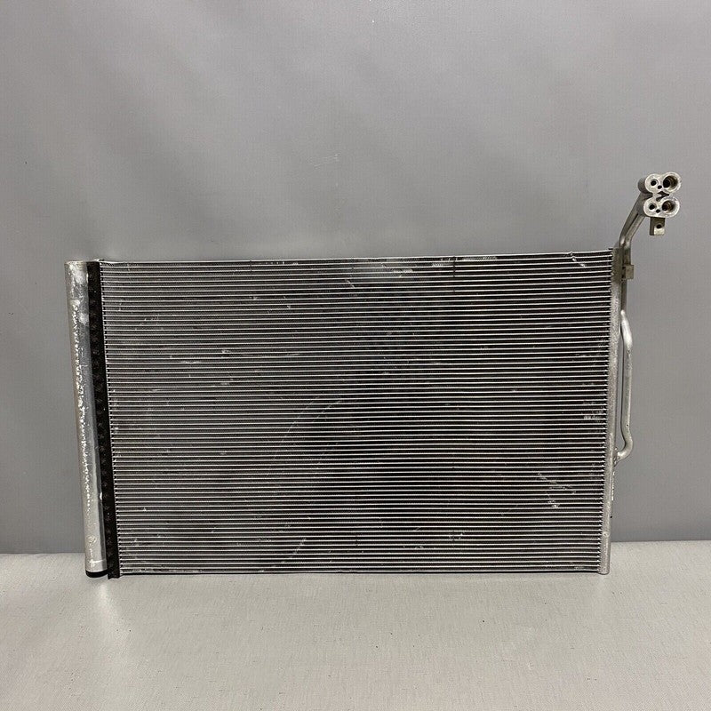 7P0820411A PORSCHE CAYENNE AC CONDENSER VOLKSWAGEN TOUAREG 3.0L V6 2011 2012 13 14 15 2016