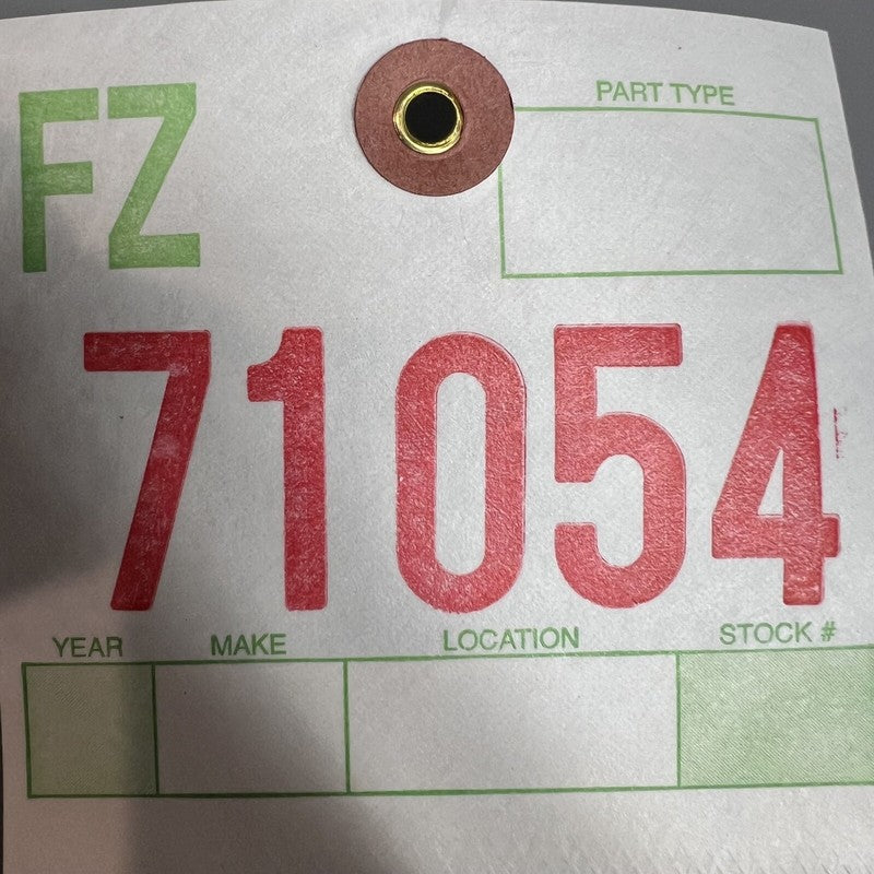1741538-00-C TESLA CYBERTRUCK BEDSIDE SAIL APPLIQUE LEFT 2023 2024 OEM 1741538-00-C