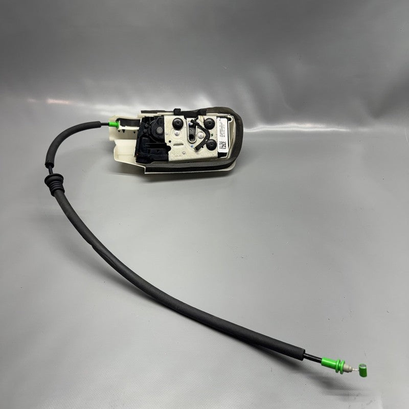 TESLA MODEL 3 DOOR LATCH RIGHT FRONT 2018 2019 2020 2021 OEM 1068963-0