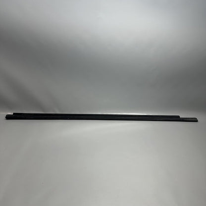1032165-88-D TESLA MODEL X DOOR WINDOW MOLDING LEFT FRONT 2016 17 18 19 2020 OEM 1032165-88-D