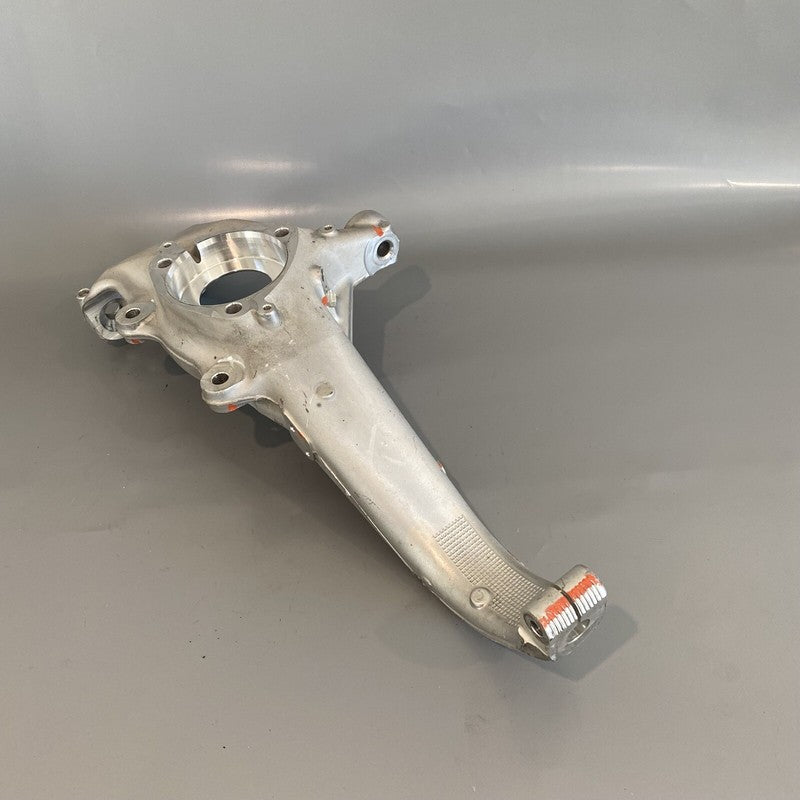 1044311-00-E TESLA MODEL 3 KNUCKLE LEFT FRONT 1044311-00-E 2017 2018 2019 2020 OEM