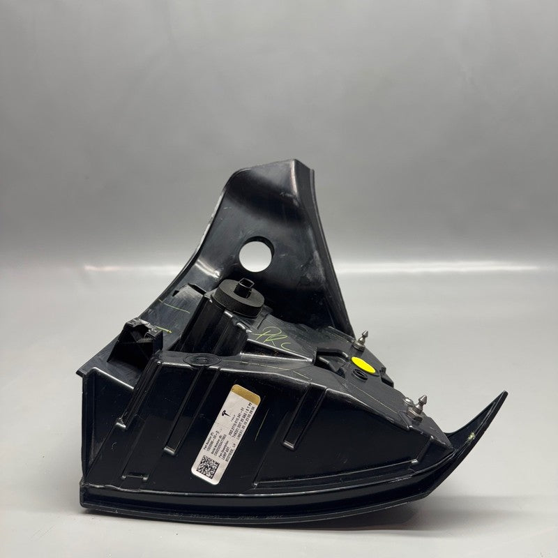 TESLA MODEL Y TAIL LIGHT LEFT DRIVER 2020 2021 2022 2023 2024 2025 OEM