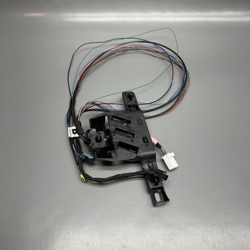 1052391-00-F TESLA MODEL X LOCK ACTUATOR HOUSING HARNESS 2016 17 18 19 2020 OEM 1052391-00-F