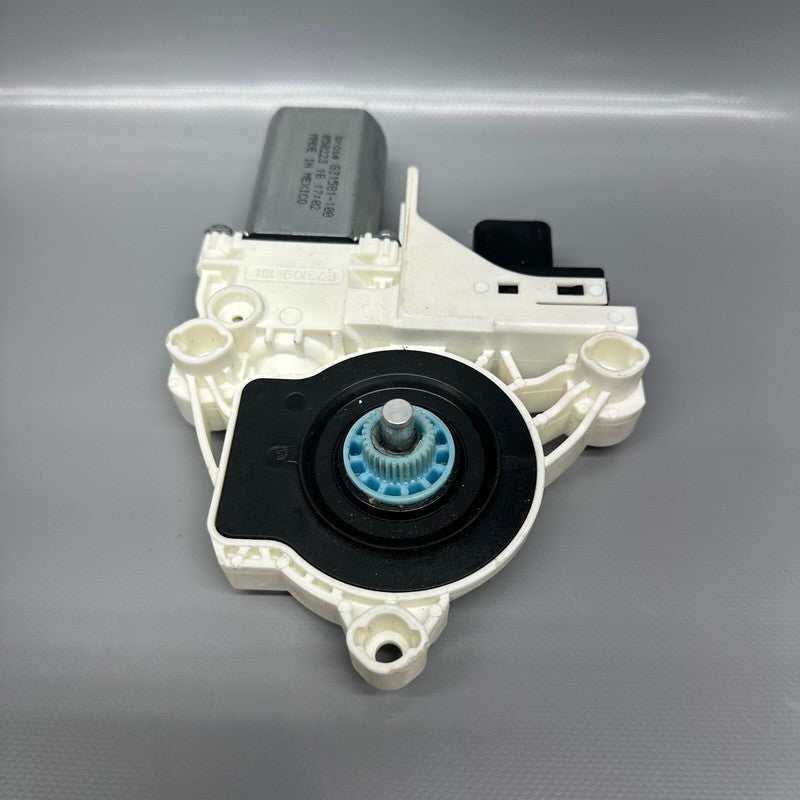 1526797-00-E TESLA MODEL Y REGULATOR MOTOR RIGHT FRONT 2020 2021 2022 2023 OEM 1526797-00-E