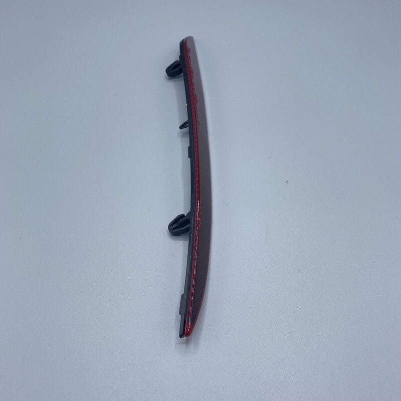 6007706-00-D TESLA MODEL S REAR BUMPER REFLECTOR RIGHT 2016 2017 2018 2019 2020 OEM