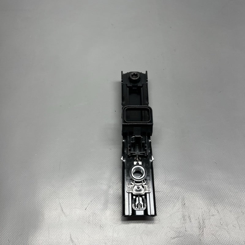 1068130-01-B TESLA MODEL 3 Y 1ST ROW SEAT BELT HEIGHT ADJUSTMENT 2017-2020 2021 2022 2023 OEM