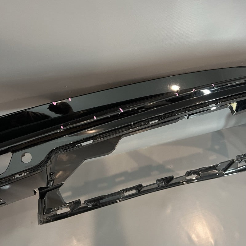 M8E2-17D980-A RANGE ROVER HSE REAR BUMPER 2022 2023 2024 2025 OEM M8E2-17D980-A