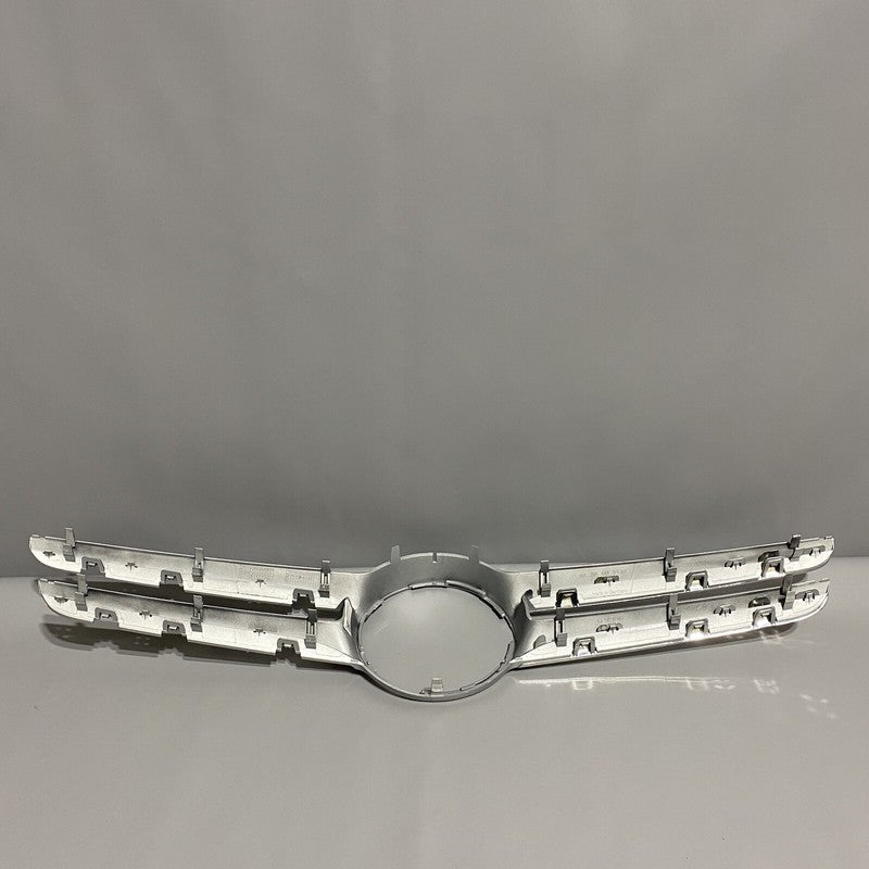 A2058880160 MERCEDES BENZ C300 FRONT GRILLE CENTER TRIM C400 A2058880160 2015 2016 2017 OEM