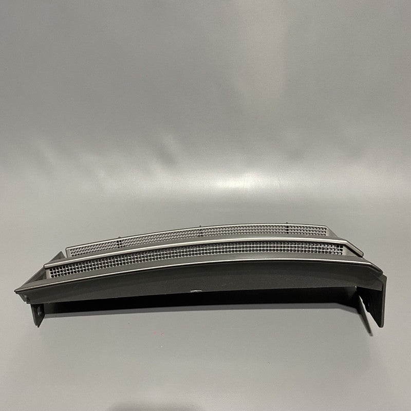 51137026899 RANGE ROVER HSE FENDER GRILLE FRONT LEFT OEM 2003 2004 2005 OEM 