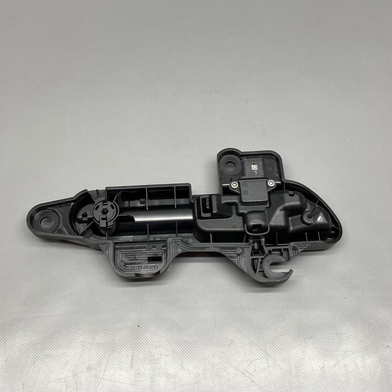 1528114-00-D TESLA MODEL Y 3 DOOR HANDLE LEFT OUTER 2017 2018 2019 2020 2021 2022 OEM