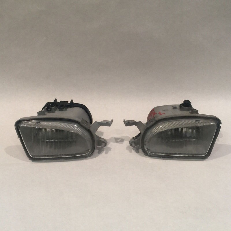 MERCEDES BENZ CLK320 FOG LIGHTS LEFT AND RIGHT 2000 2001 2002 W208 OEM