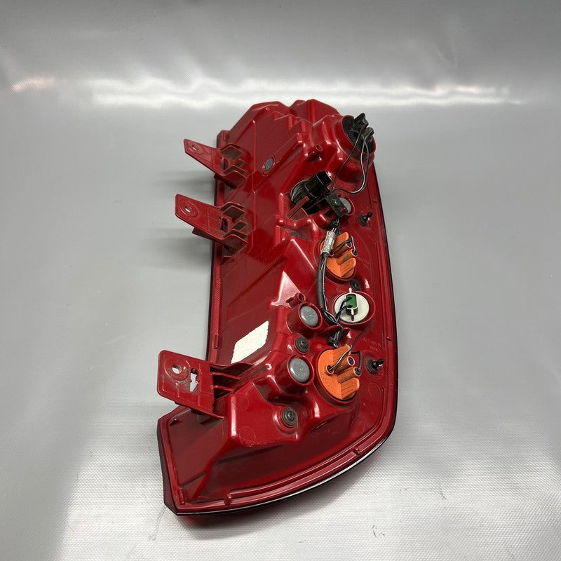 KIA TELLURIDE TAIL LIGHT RIGHT PASSENGER 2020 2021 2022 LED OEM