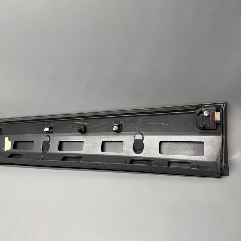 AUDI Q3 DOOR TRIM MOLDING RIGHT FRONT 2019 2020 2021 2022 OEM 83A85396