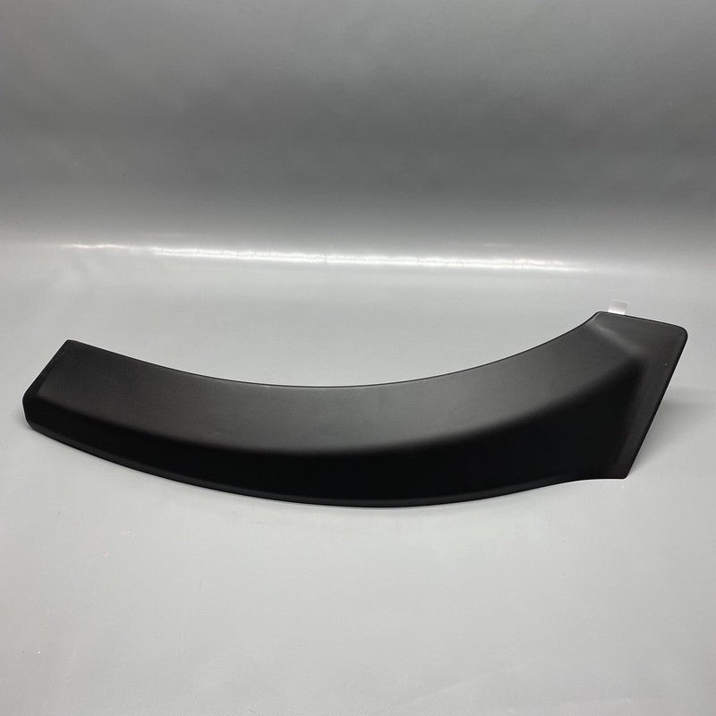 J8A228370AD RANGE ROVER VELAR WHEELHOUSE MOLDING TRIM RIGHT J8A228370AD 2018 2019 OEM