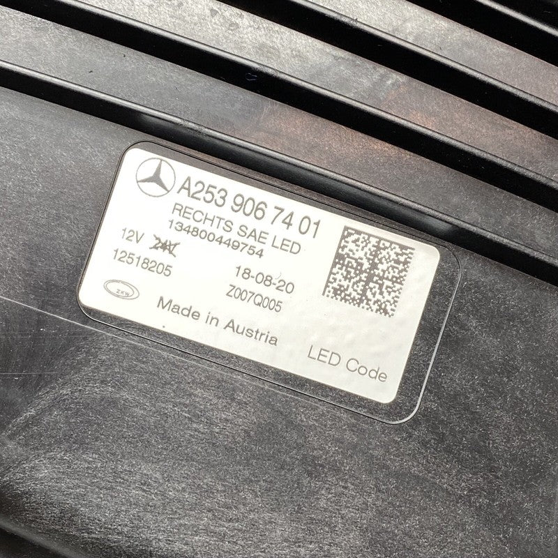 A2539067401 MERCEDES BENZ GLC300 HEADLIGHT RIGHT PASSENGER A2539067401 2020 2021 2022 LED