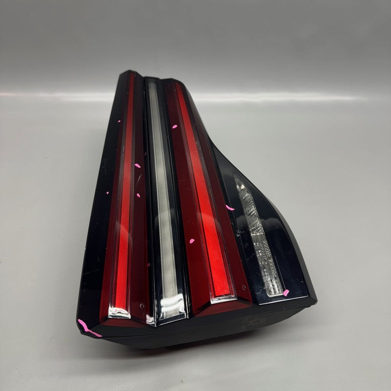 BMW X3 TAIL LIGHT INNER LEFT DRIVER 2022 2023 OEM 3946305506