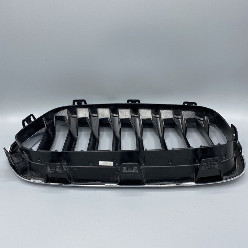 7424777 BMW X2 GRILLE LEFT SIDE F39 7424777 OEM 2016 2017 2018 