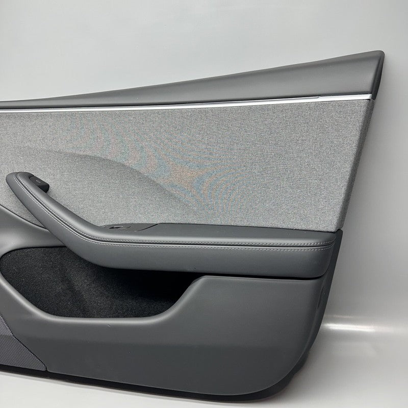 1776730-20-D TESLA MODEL 3 HIGHLAND DOOR PANEL RIGHT FRONT 2024 OEM 