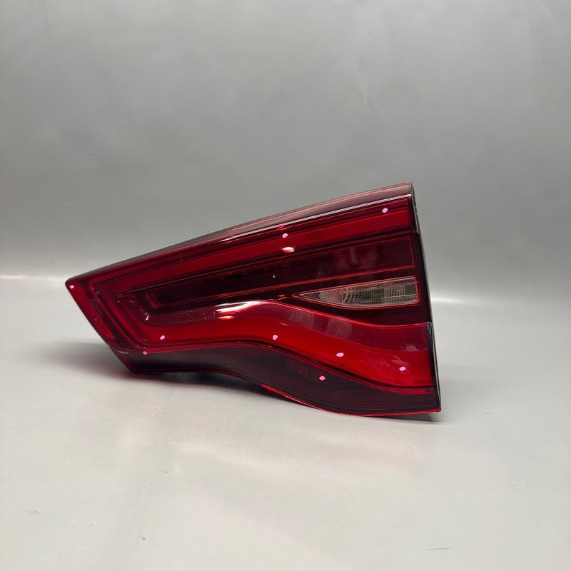 BMW X3M TAIL LIGHT INNER RIGHT PASSENGER 2018 2019 2020 2021 OEM 89853