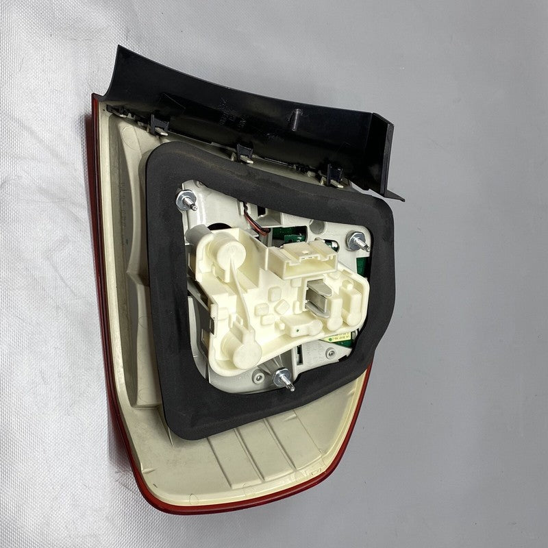 7154157 BMW 328 TAIL LIGHT LEFT DRIVER 7154157 2009 2010 2011 SEDAN LED OEM