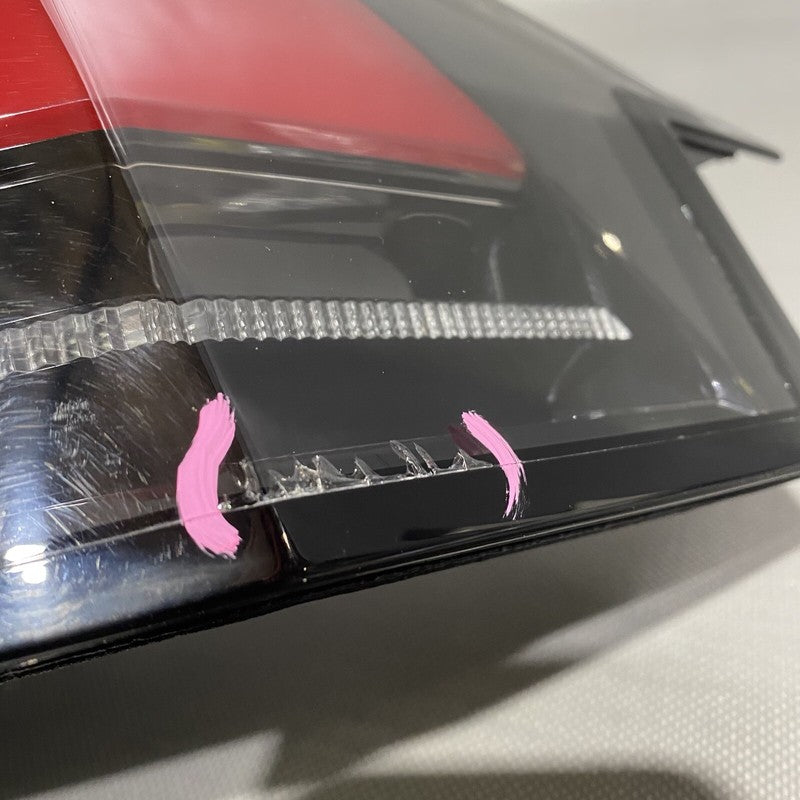 1034333-00-B TESLA MODEL X TAIL LIGHT RIGHT PASSENGER 1034333-00-B 2016 1017 2018 2019 2020