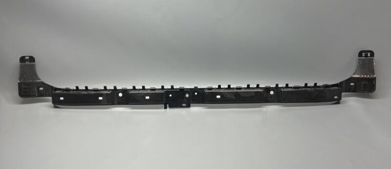 1083994-00-G TESLA MODEL 3 REAR BUMPER CENTER BRACKET 2017 18 19 20 21 22 2023 1083994-00-G