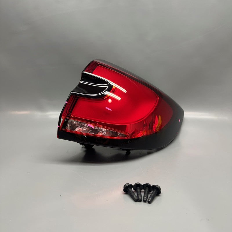 CHRYSLER PACIFICA TAIL LIGHT RIGHT PASSENGER 2021 2022 2023 2024 2025 