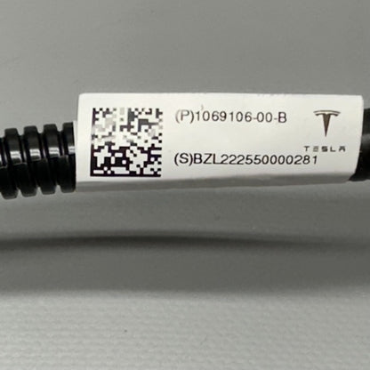 1069106-00-B TESLA MODEL S DOOR JUMP HARNESS FRONT 2012 2013 2014 2015 2016 OEM 1069106-00-B