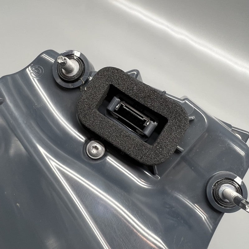 7376488 BMW 640 GT GRAN TURISMO TAIL LIGHT RIGHT PASSENGER 2018 2019 OEM 7376488