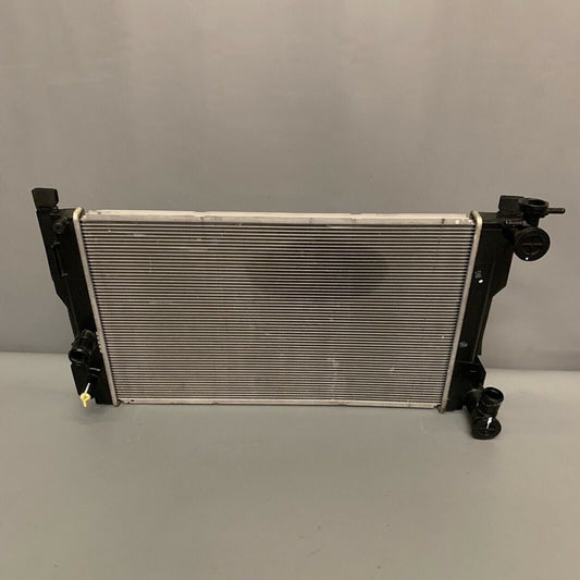 AA422176-3901 TOYOTA COROLLA RADIATOR 2014 2015 2016 OEM 
