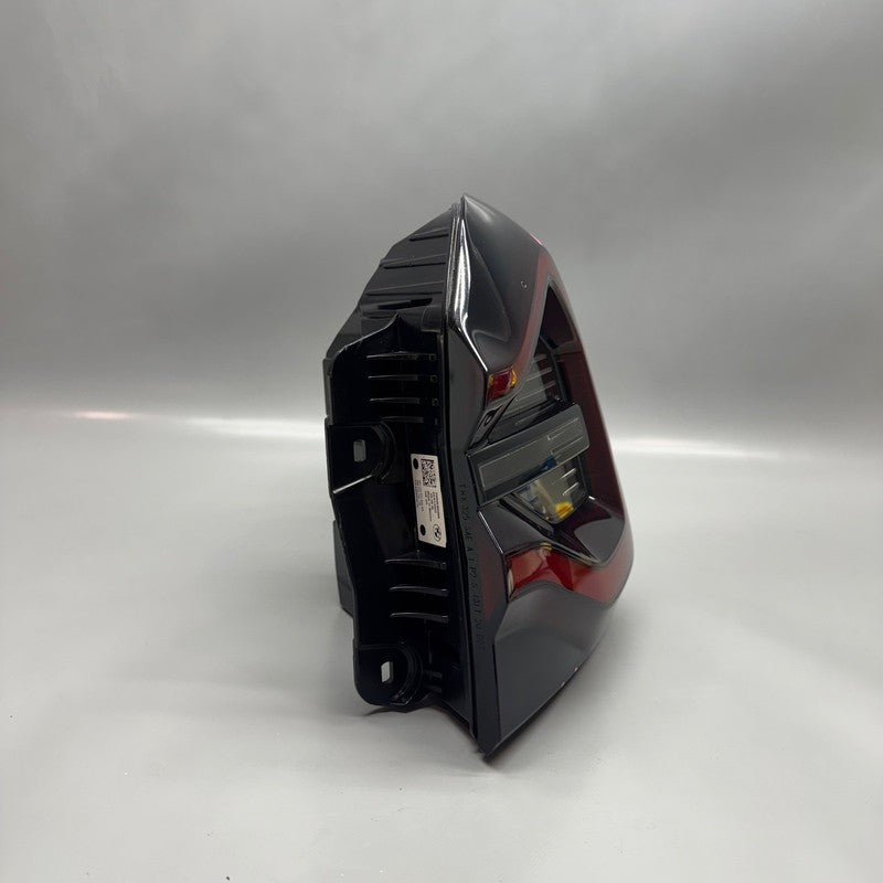 BMW X3 TAIL LIGHT RIGHT PASSENGER 2022 2023 2024 LED OEM H4946305008