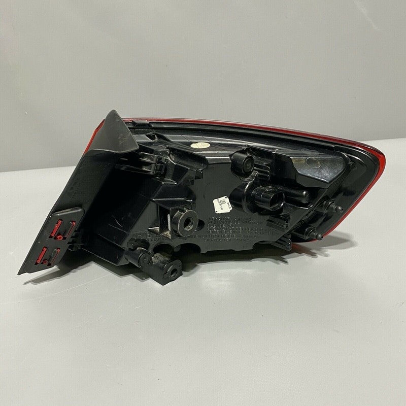 AUDI A3 SPORTSBACK E-TRON TAIL LIGHT LEFT DRIVER 2014 2015 2016 OEM