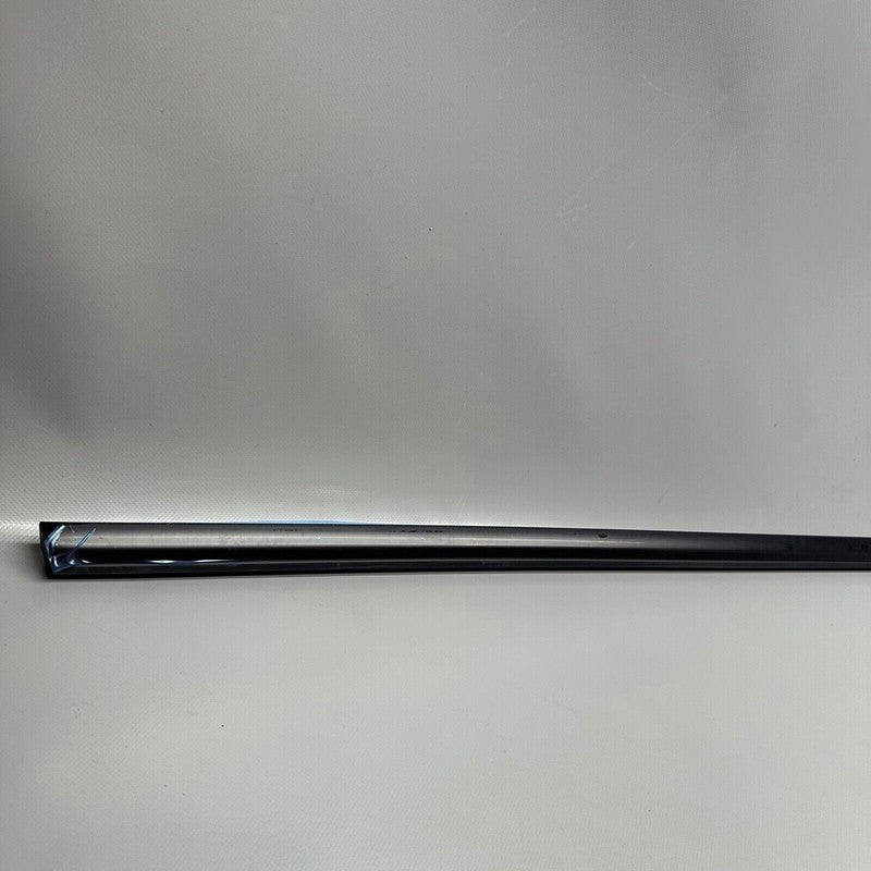 8W6853283D AUDI A5 DOOR WINDOW MOLDING S5 LEFT FRONT 2018 19 2020 2021 2022 OEM 8W6853283D