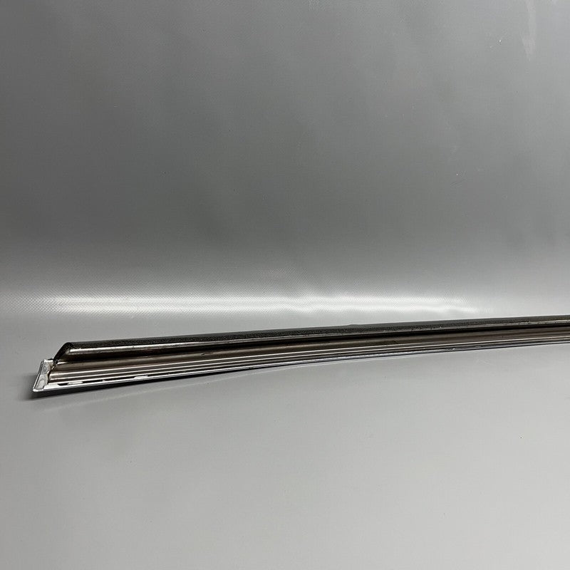 1032249-00-J TESLA MODEL X DOOR MOLDING LEFT REAR 2015 16 17 18 19 20 2021 OEM 1032249-00-J