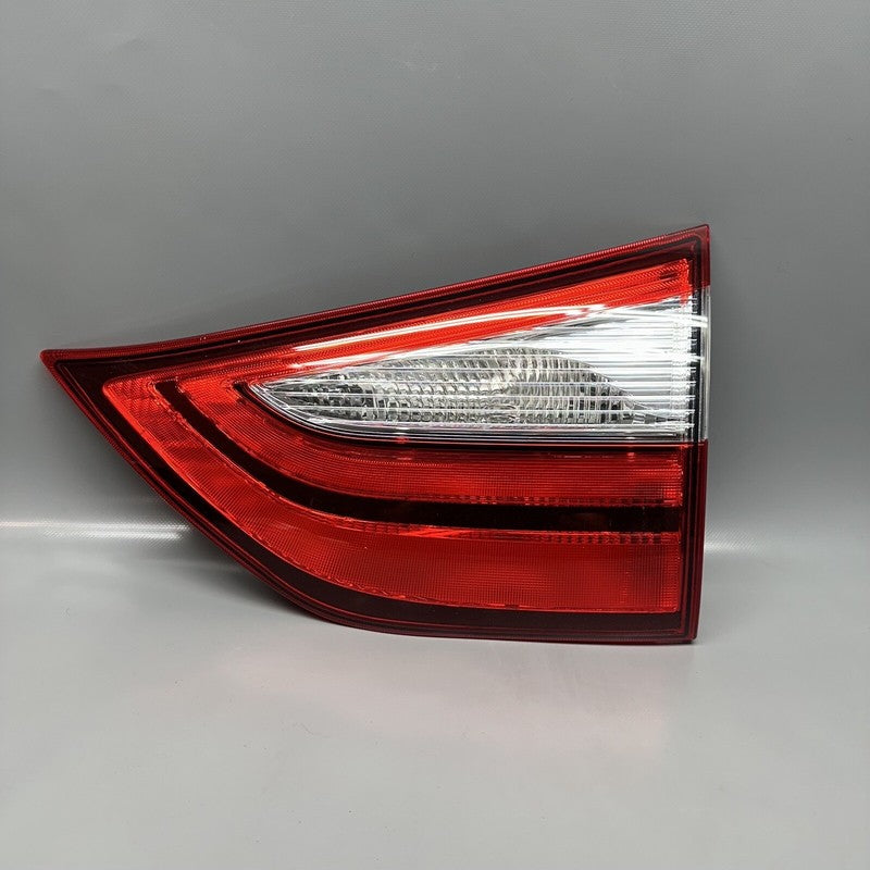 TOYOTA SIENNA TAIL LIGHT INNER GATE RIGHT 2015 2016 2017 2018 2019 OEM 
