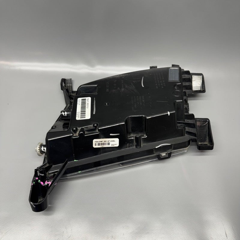 TESLA MODEL S FOG LIGHT LEFT DRIVER SIDE  2016 2017 2018 2019 OEM 6005