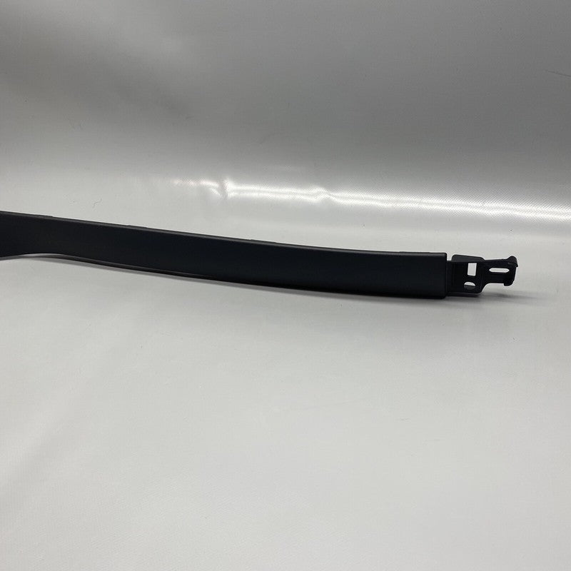 1073294-00-D TESLA MODEL X C-PILLAR TRIM RIGHT 2016 2017 2018 2019 2020 OEM