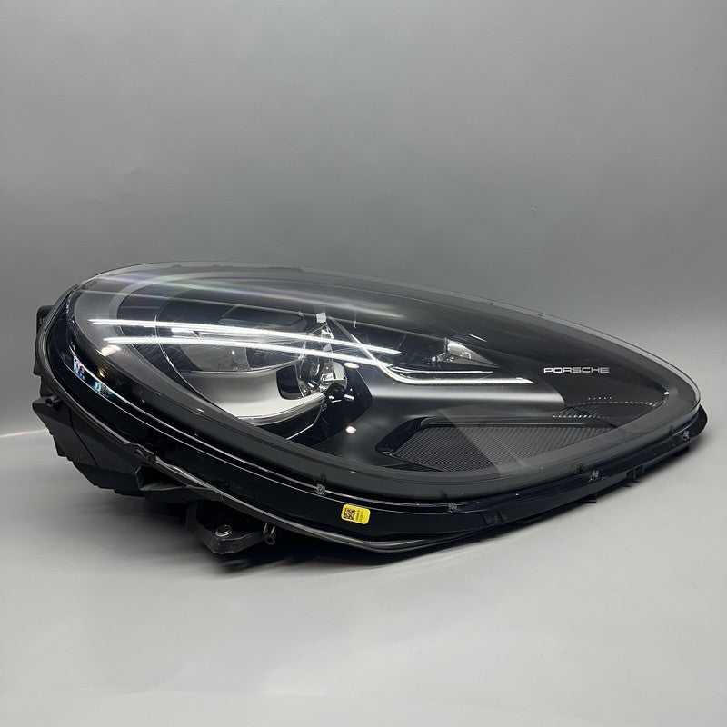 95B941010BD PORSCHE MACAN HEADLIGHT RIGHT PASSENGER FULL LED 2019 2020 2021 95B941010BD