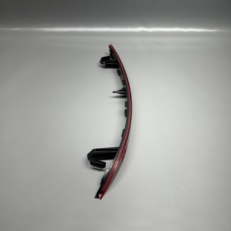 VOLVO XC90 BUMPER REFLECTOR LEFT REAR 2016 2017 2018 2019 2020 OEM 314