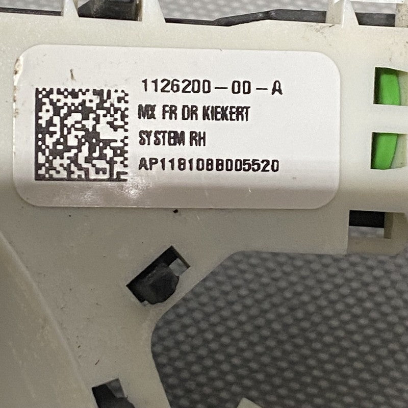 1126200-00-A TESLA MODEL X DOOR LATCH RIGHT FRONT 1126200-00-A 2016 2017 2018 2019 2020 OEM