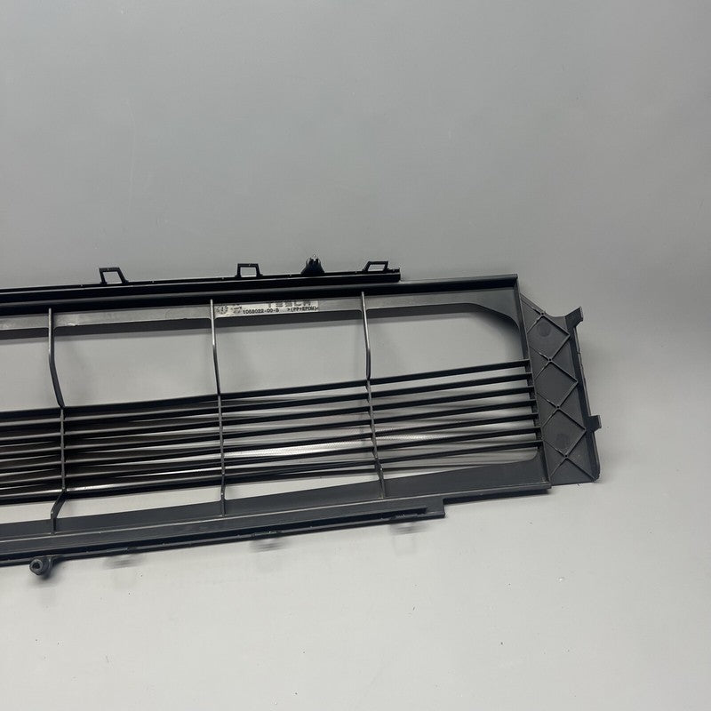 1058022-00-B TESLA MODEL S RADIATOR GRILLE CENTER DUCT 2016 2017 2018 2019 2020 OEM