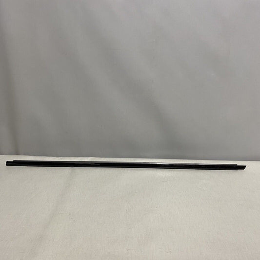 7P5837475H PORSCHE CAYENNE 958 DOOR WINDOW BELT MOLDING LEFT OEM 2011 12 13 14 15 16 2017