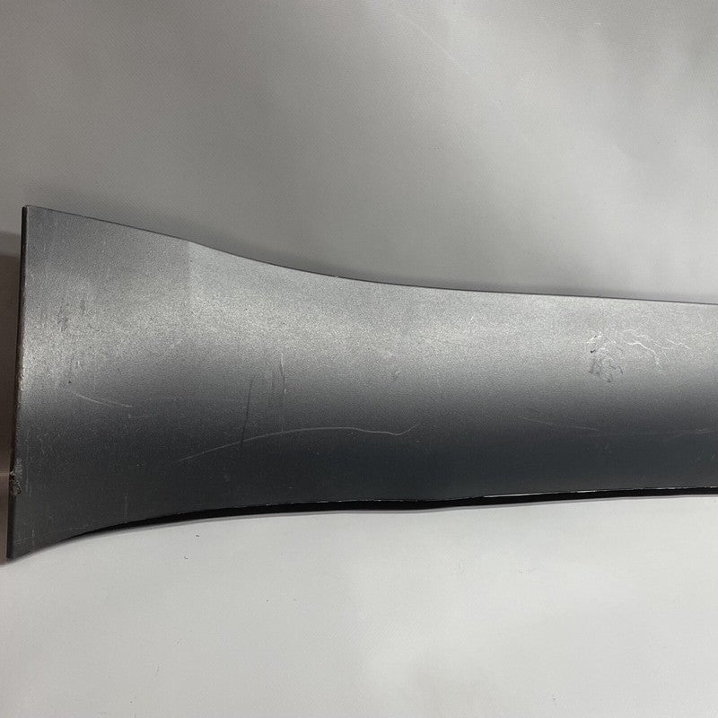 1497744-00-B TESLA MODEL Y ROCKER MOLDING RIGHT PASSENGER 2020 2021 2022 2023 1497744-00-B