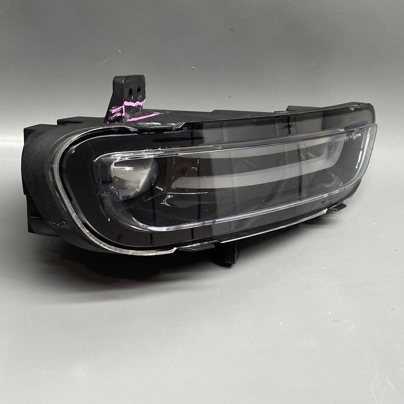 68273052A JEEP GRAND CHEROKEE FOG LIGHT 2017 2018 2019 2020 2021 OEM 68273052A