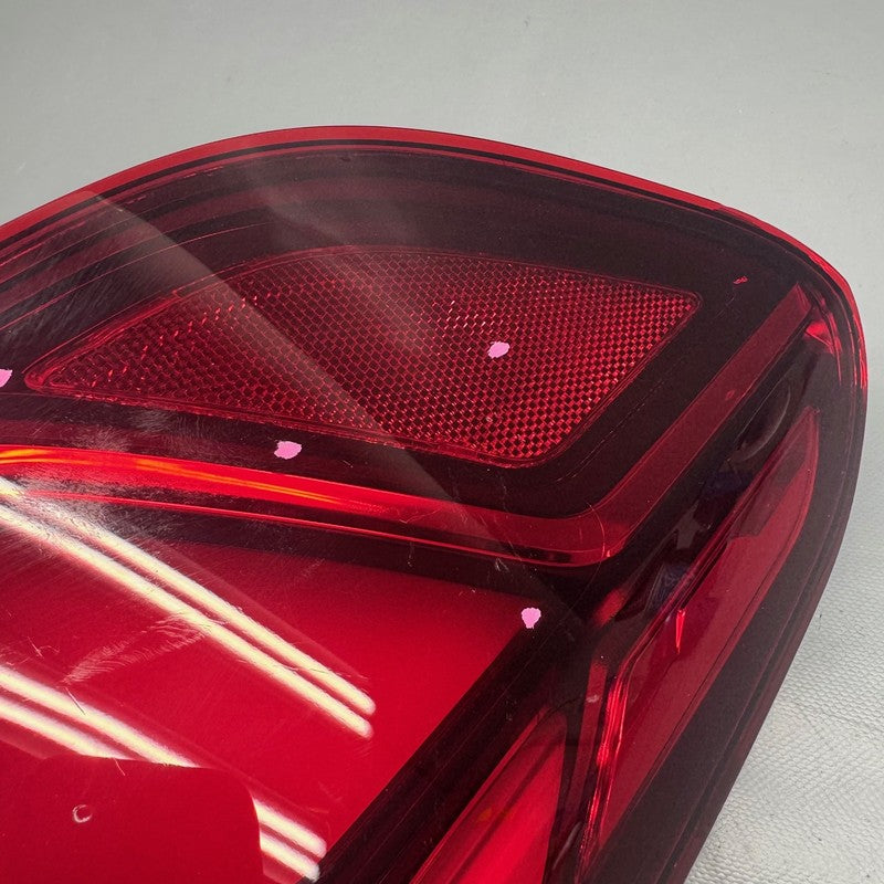 BMW X5 TAIL LIGHT LEFT DRIVER X5M 2019 2020 2021 2022 2023 OEM 3744226